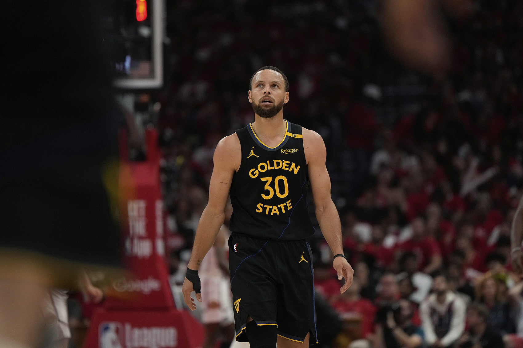 爱游戏-清晨亚特兰大伤情更新——NBA季后赛节点到来，赛场秩序良好，更衣室氛围转暖的简单介绍