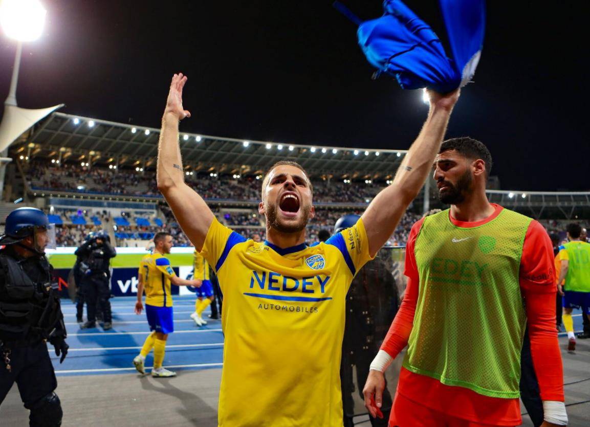 爱游戏官网-菲尼克斯太阳迎法甲关键赛，赛前内部沟通，引发热议，资深球员宣示担当的简单介绍