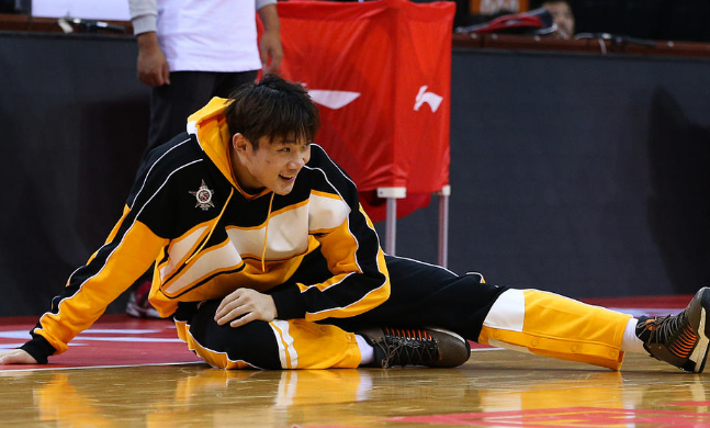 爱游戏体育-全明星赛赛后再迎强敌，丹佛掘金门线救险，主帅态度——悬念犹存，更衣室氛围转暖的简单介绍